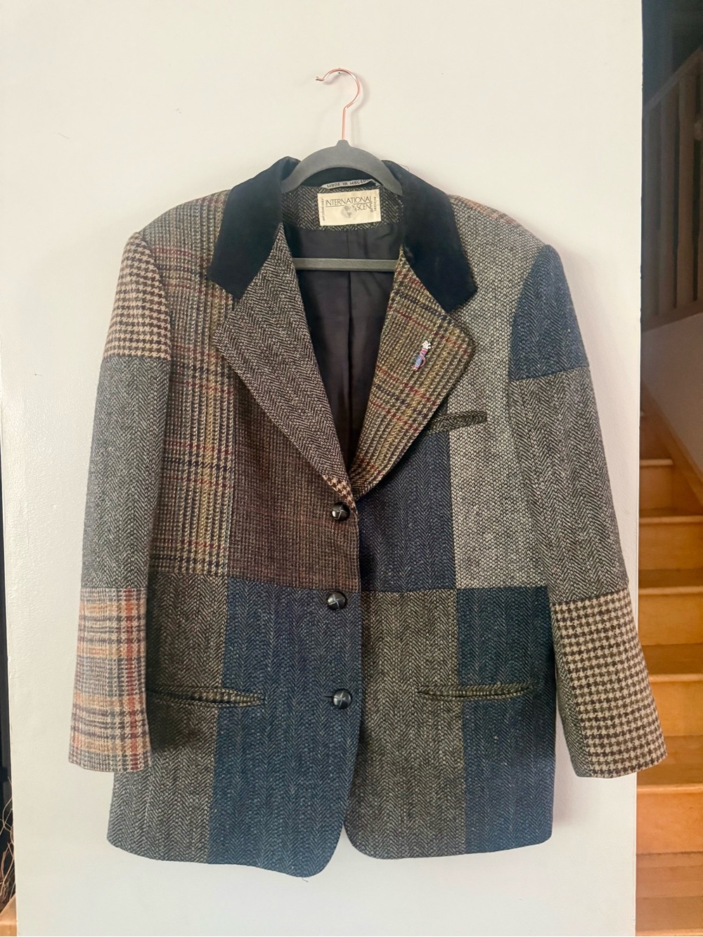 VTG International Scene Patchwork Tweed Blazer Jacket MultiColor Suede Collar XL